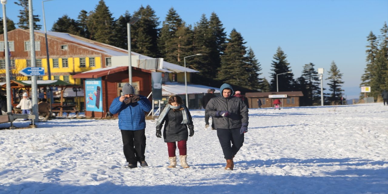 Hazırlıkları tamamlanan Ilgaz Dağı'nda kar bekleniyor.