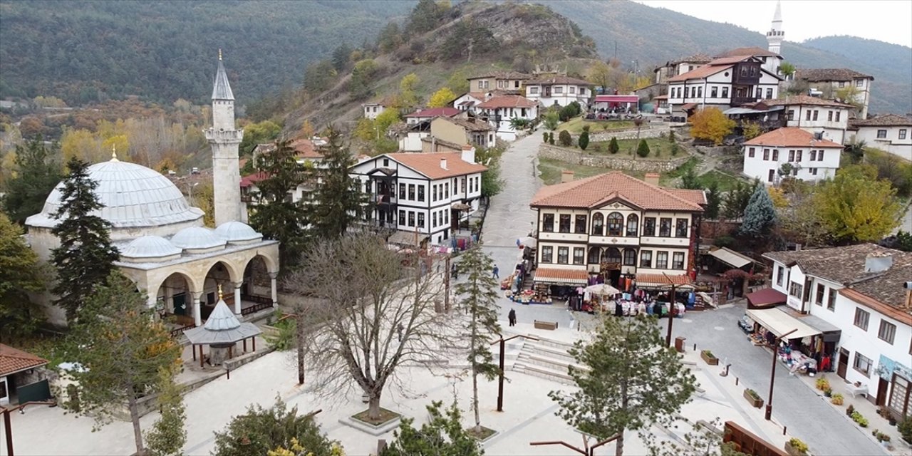 Yeni yılı "Sakin şehir" Taraklı'daki tarihi konaklarda karşılayacaklar