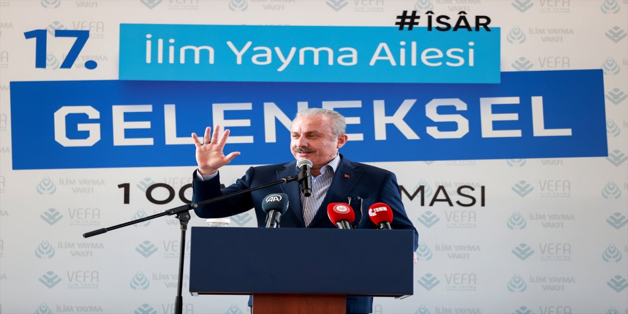 TBMM Başkanı Şentop, "İlim Yayma Ailesi 17. Geleneksel 1 Ocak Buluşması"nda konuştu