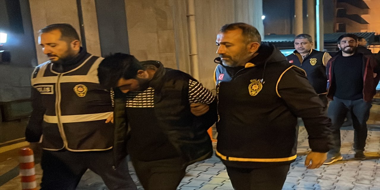 Malatya'da güneş enerjisi santrallerinden kablo çalınmasıyla ilgili 8 şüpheli yakalandı