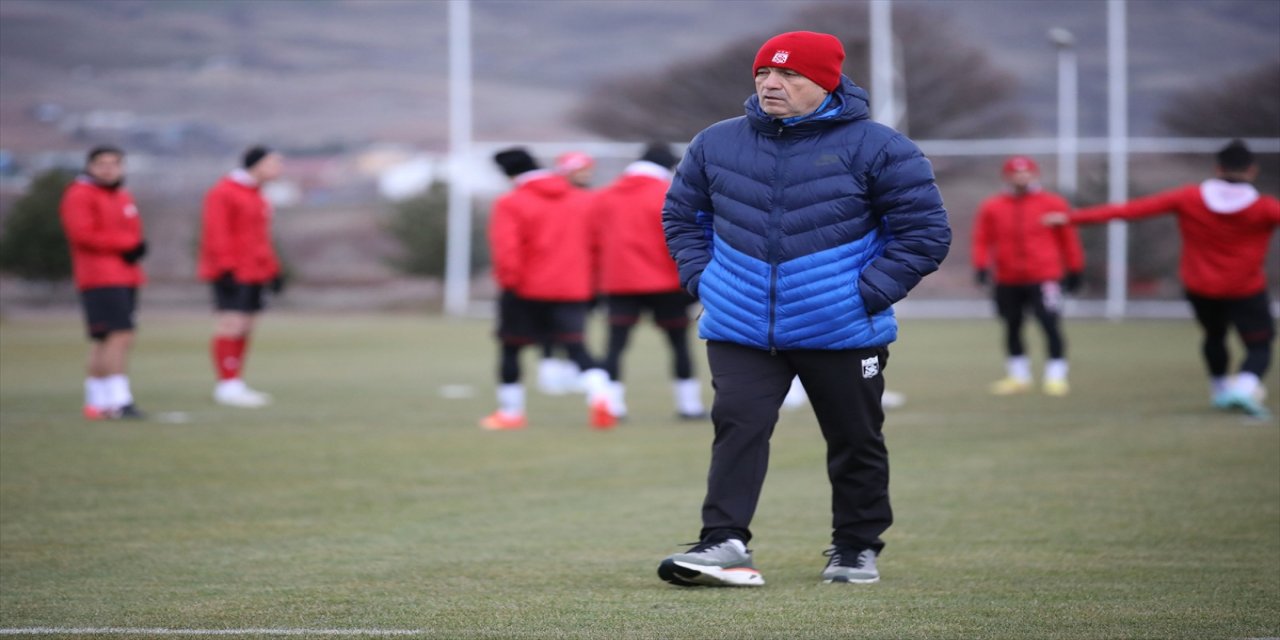 Rıza Çalımbay, Sivasspor'un ligde oynadığı son maçları değerlendirdi: