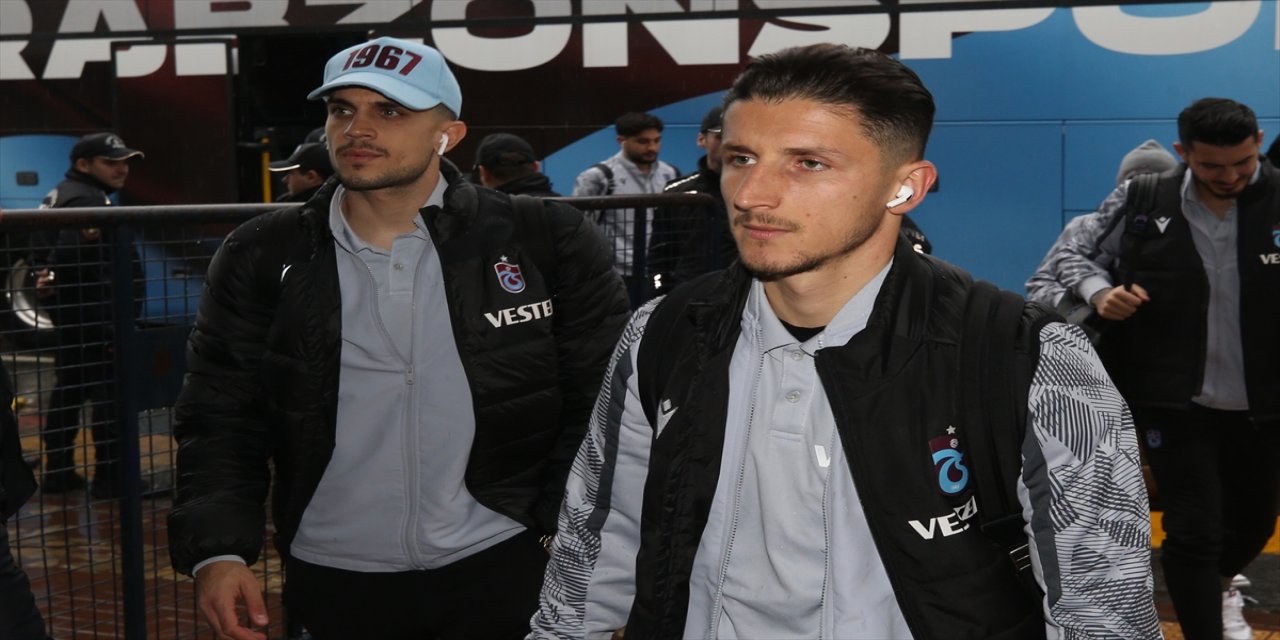 Trabzonspor kafilesi, Antalya'ya giriş yaptı.
