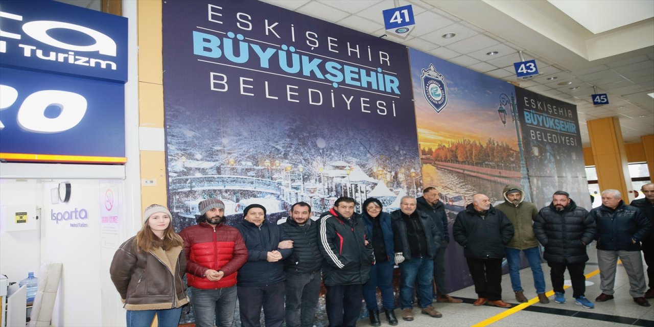 Eskişehir'de otogar çalışanlarından Büyükşehir Belediyesine "soğuk" tepkisi