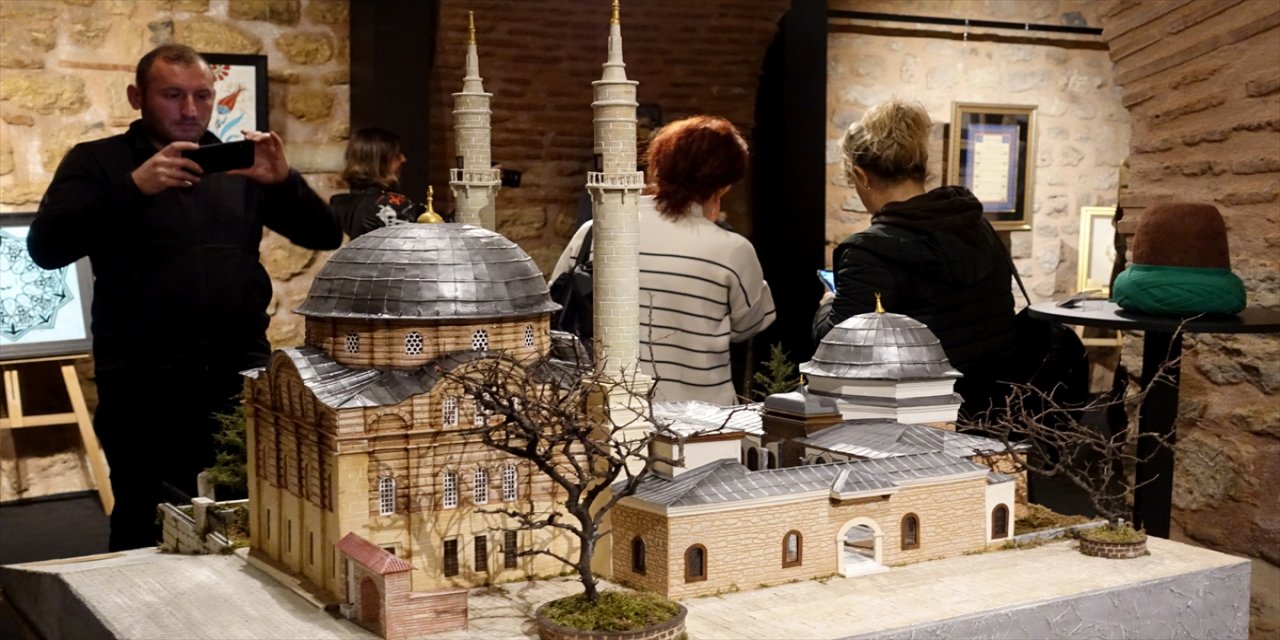 Süleyman Çelebi Sergisi Türk ve İslam Eserleri Müzesi'nde açıldı