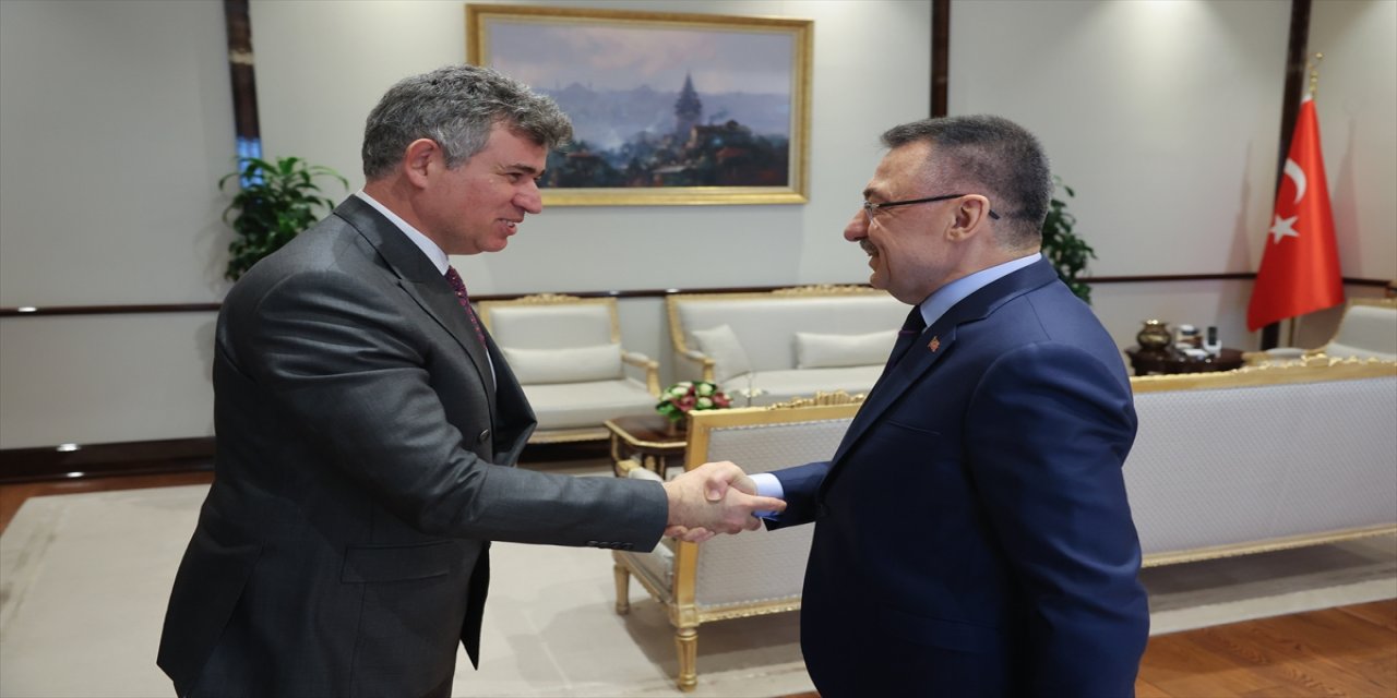 Cumhurbaşkanı Yardımcısı Oktay, Türkiye'nin Lefkoşa Büyükelçisi Feyzioğlu'nu kabul etti