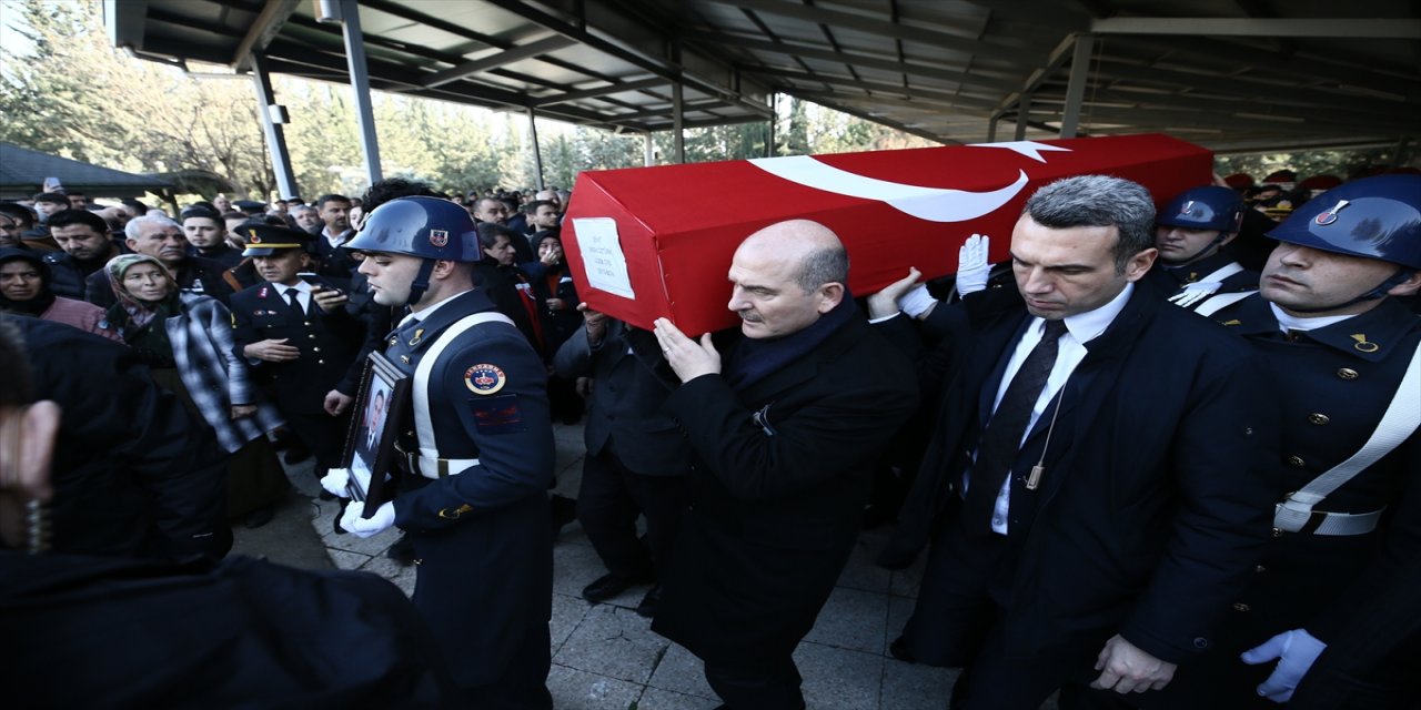 Şehit Jandarma Uzman Çavuş Eroğlu'nun cenaze namazı kılındı.