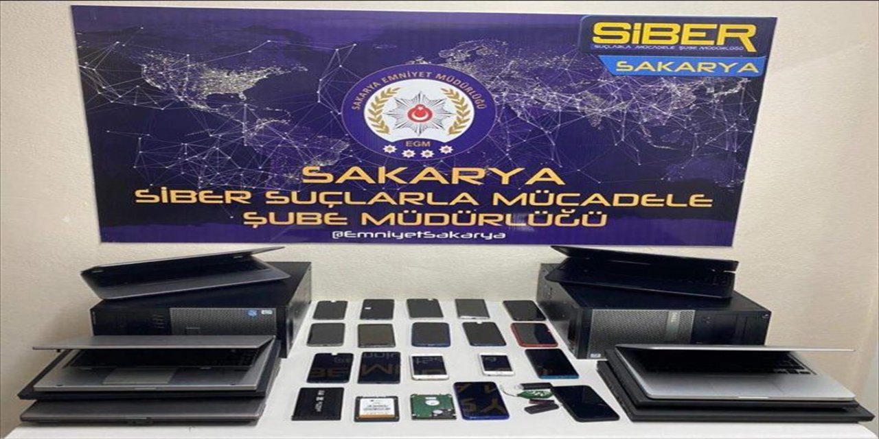 Sakarya merkezli dolandırıcılık operasyonunda 20 zanlı yakalandı