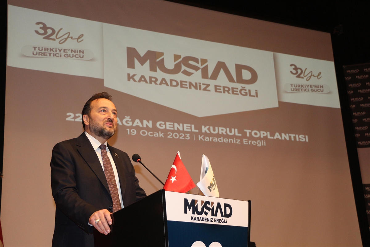 Asmalı, "Böylesi zorlu dönemde ekonomimizin büyümeye devam" ediyor