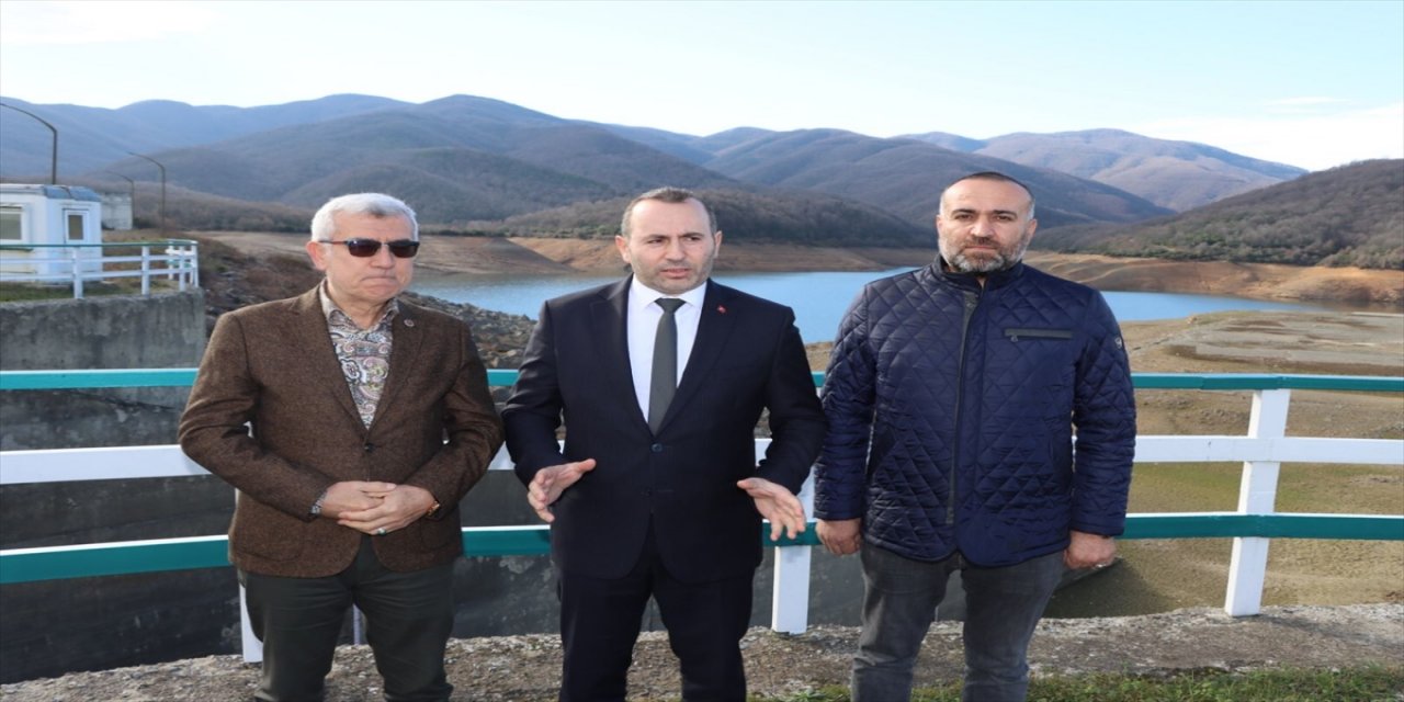 Gökçe Barajı'nda su seviyesi yüzde 15'e düştü.