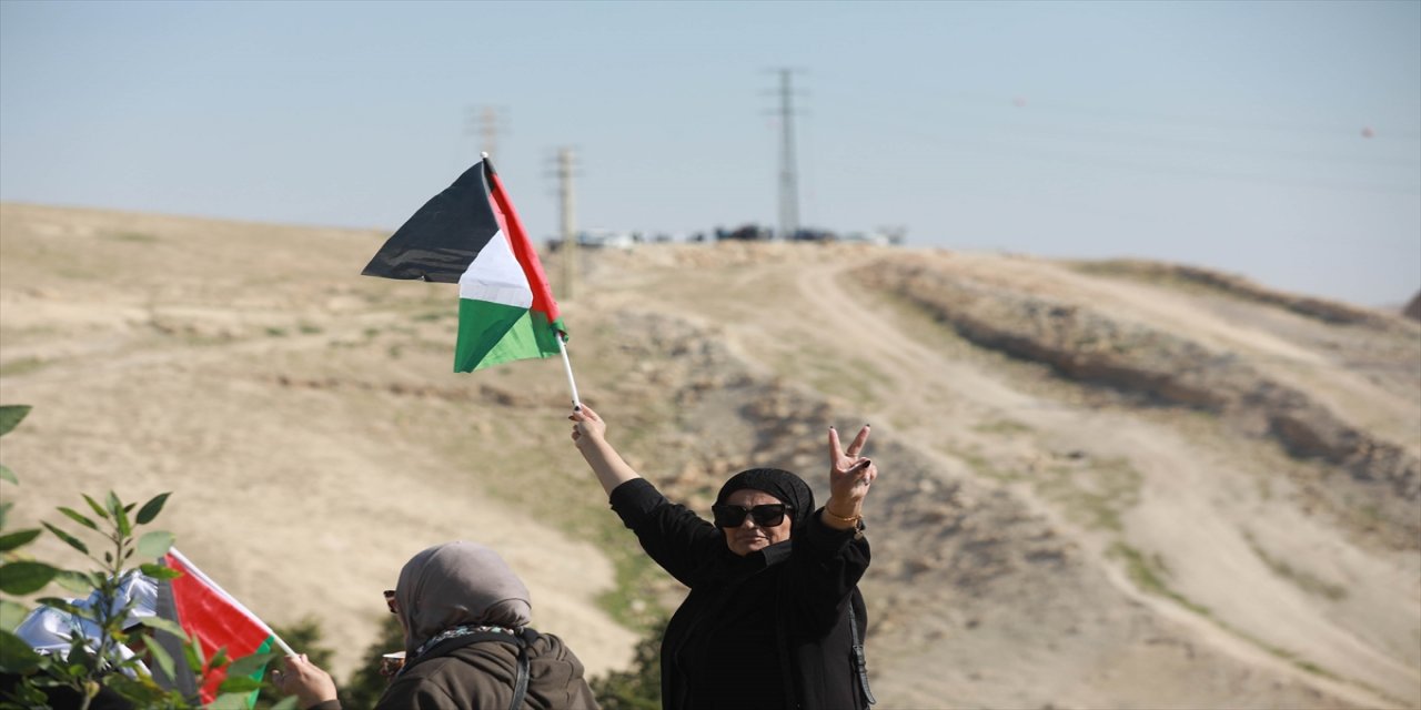 İsrail'de Likud milletvekillerinden Kudüs’teki Han el-Ahmer köyünün yıkımı için hükümete baskı