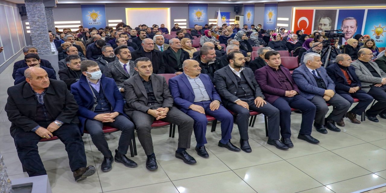 Hazine ve Maliye Bakan Yardımcısı Mahmut Gürcan, Van'da konuştu: