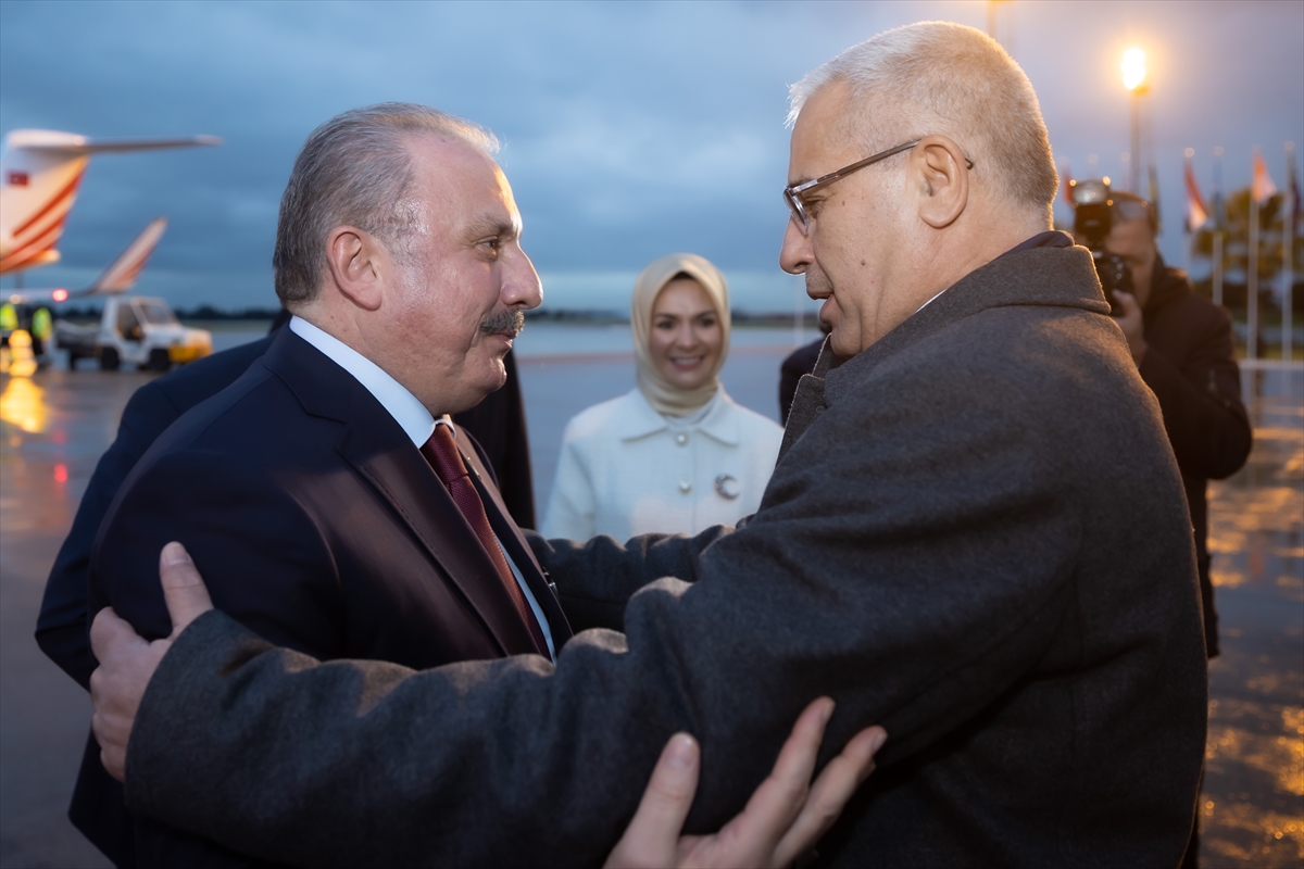 TBMM Başkanı Şentop, Cezayir’e geldi