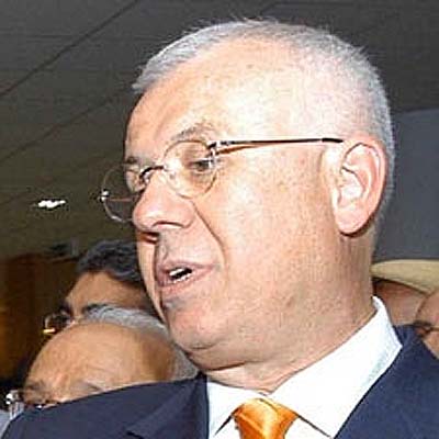 Ahmet Kaya sorusu, Özkök'ü çileden çıkardı!