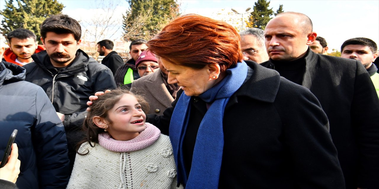 İYİ Parti Genel Başkanı Akşener, deprem bölgesini ziyaret etti: