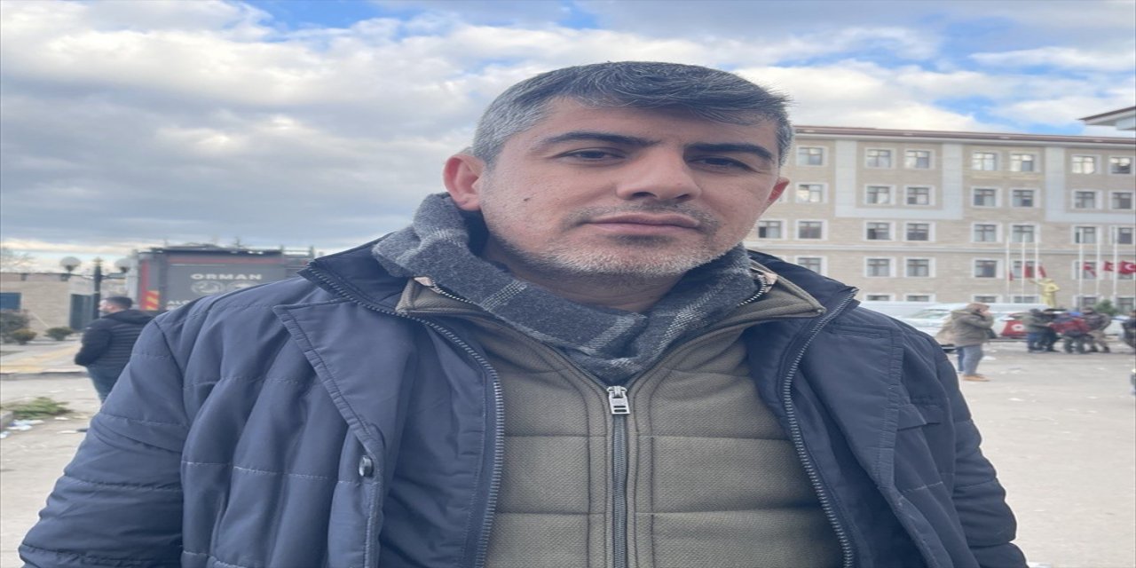 "Asrın Felaketi"nde vakıflar da depremzedelere yardım elini uzatıyor