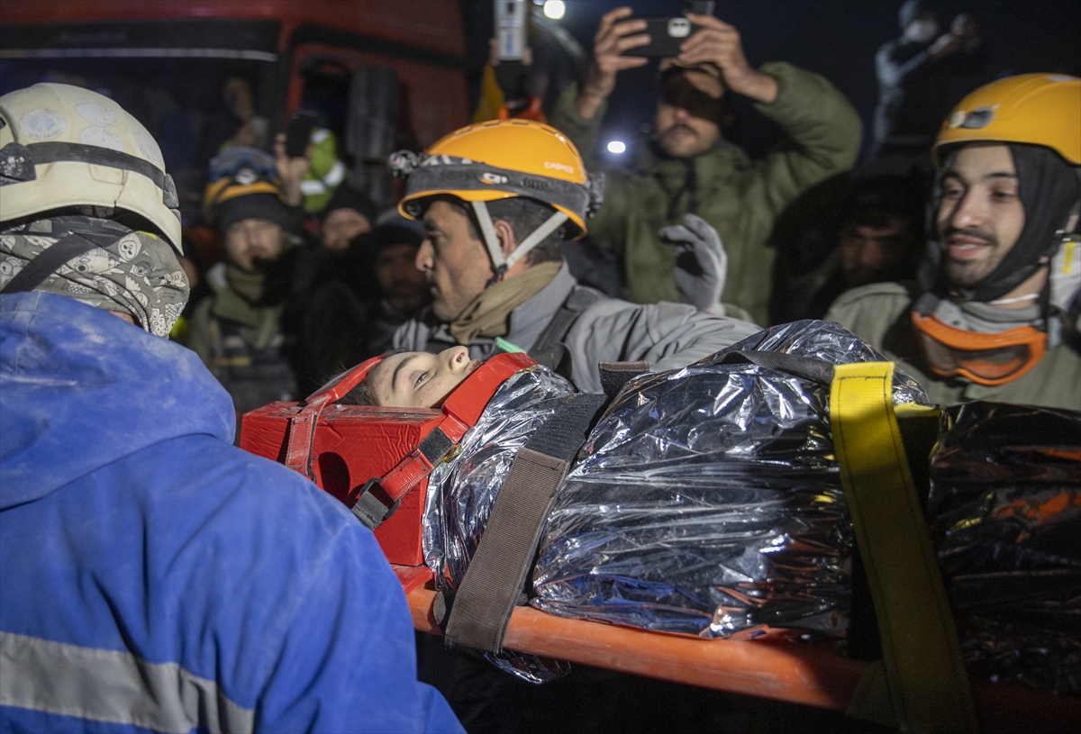 Fetö’nün Kuklası Enes Kanter Depremzedelere Bağış için Hangi Kurumu Öne Çıkardı