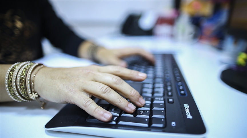 Depremler nedeniyle kamuda çalışan kadınlara "idari izin" verilebilecek