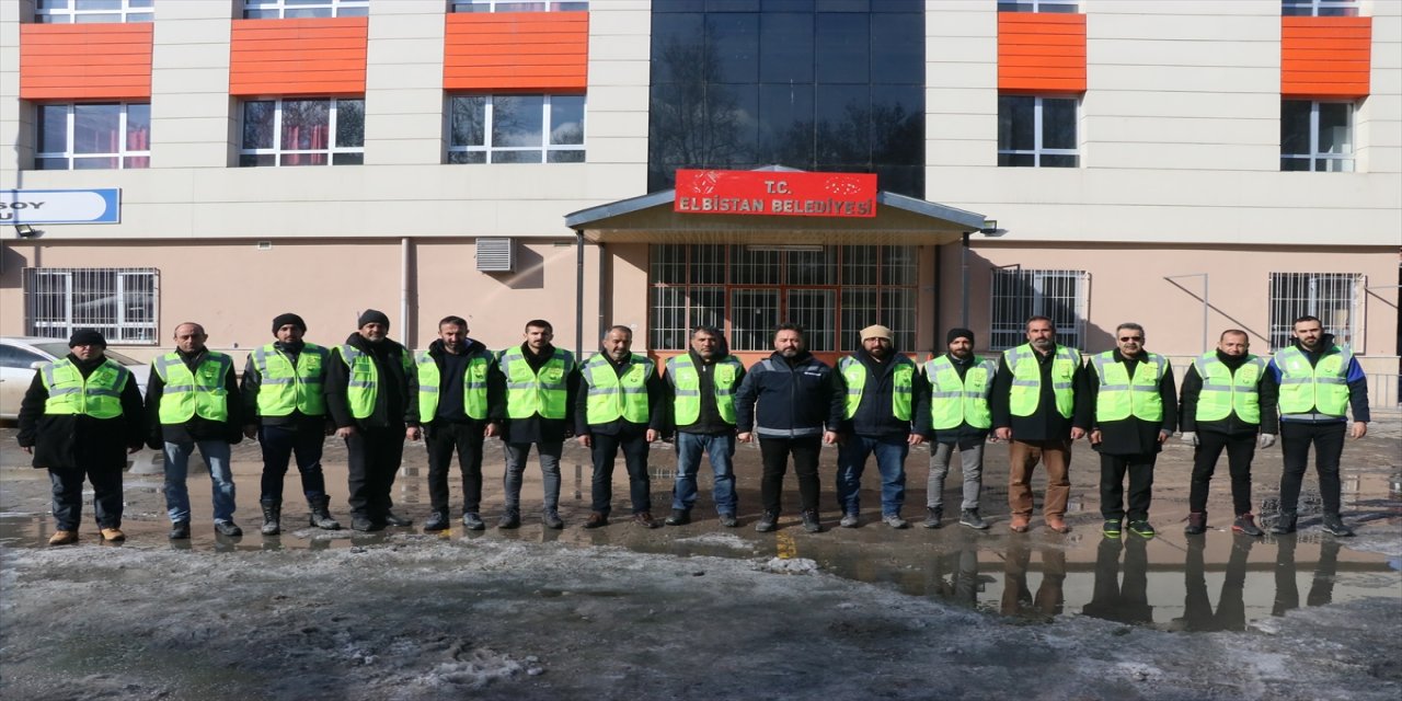 Elbistan'da kaymakamlık ve belediye hizmetleri yeniden açıldı.