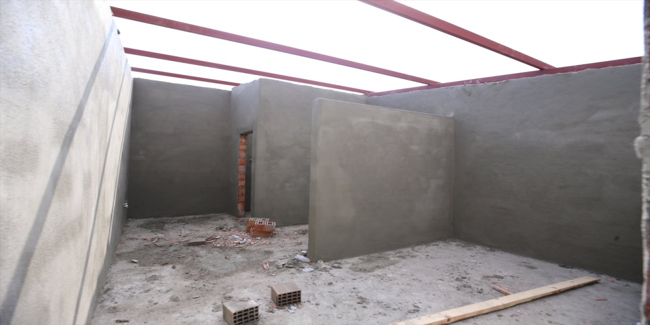 Nurdağı'nda kurulacak geçici barınma alanlarında çalışmalar sürüyor