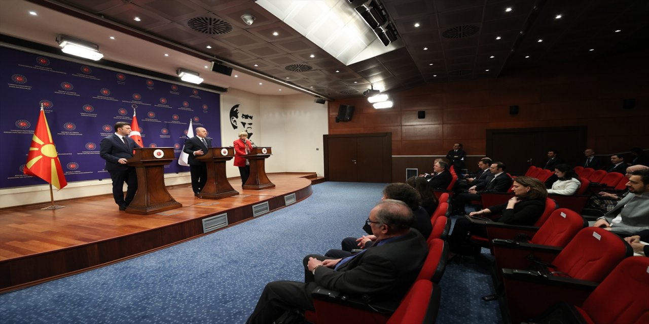 Çavuşoğlu, Kuzey Makedonya Dışişleri Bakanı ve AGİT Genel Sekreteri'yle ortak basın toplantısında konuştu: