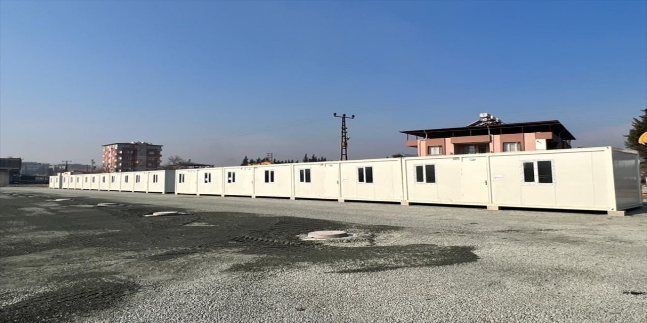 Hatay'da kurulan konteyner kent 8 Mart'ta hizmete açılıyor.