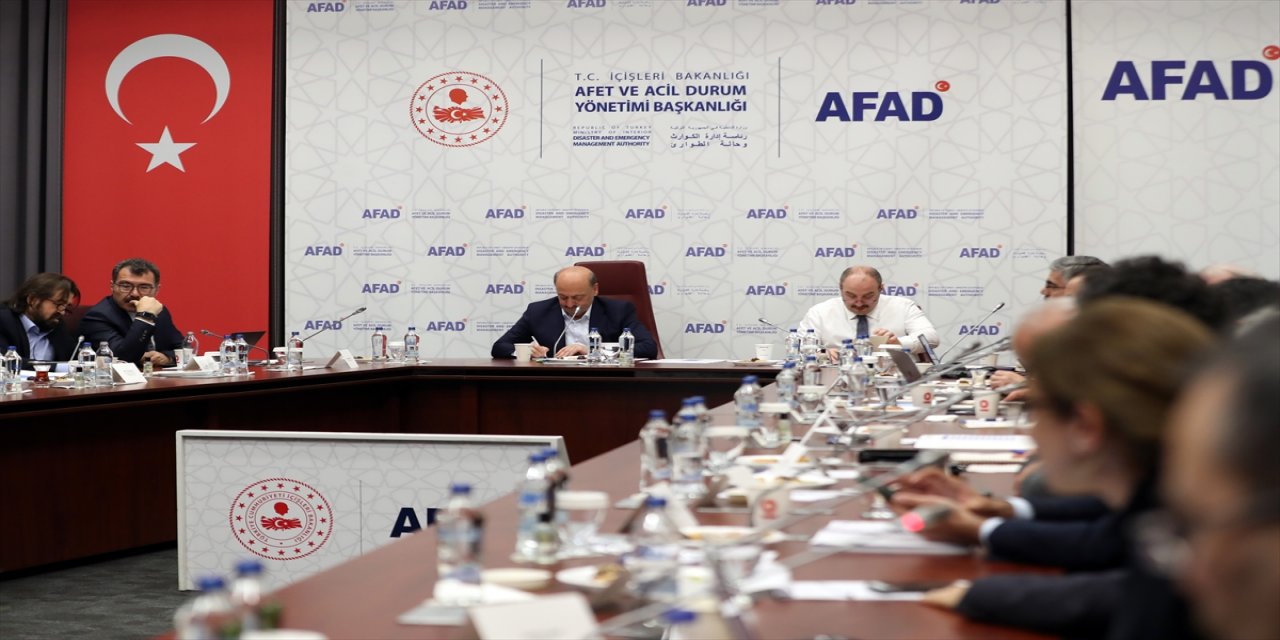 Depreme akademik bir bakış açısı.