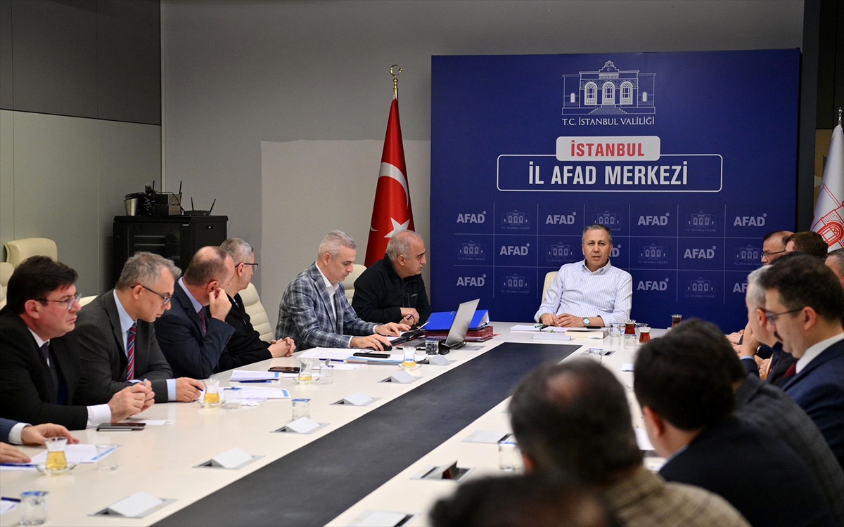 İstanbul'da deprem yardımı koordinasyon toplantısı gerçekleştirildi