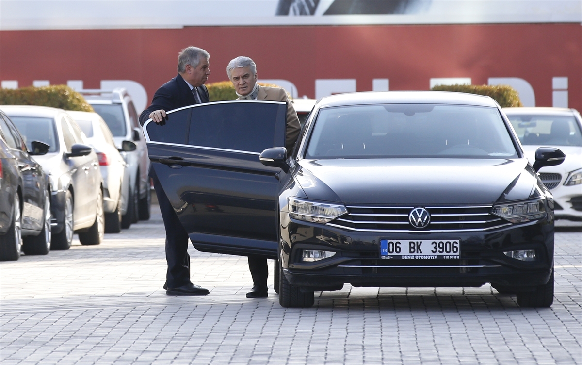 CHP Genel Başkan Yardımcısı Kuşoğlu, Ankara Büyükşehir Belediyesine geldi