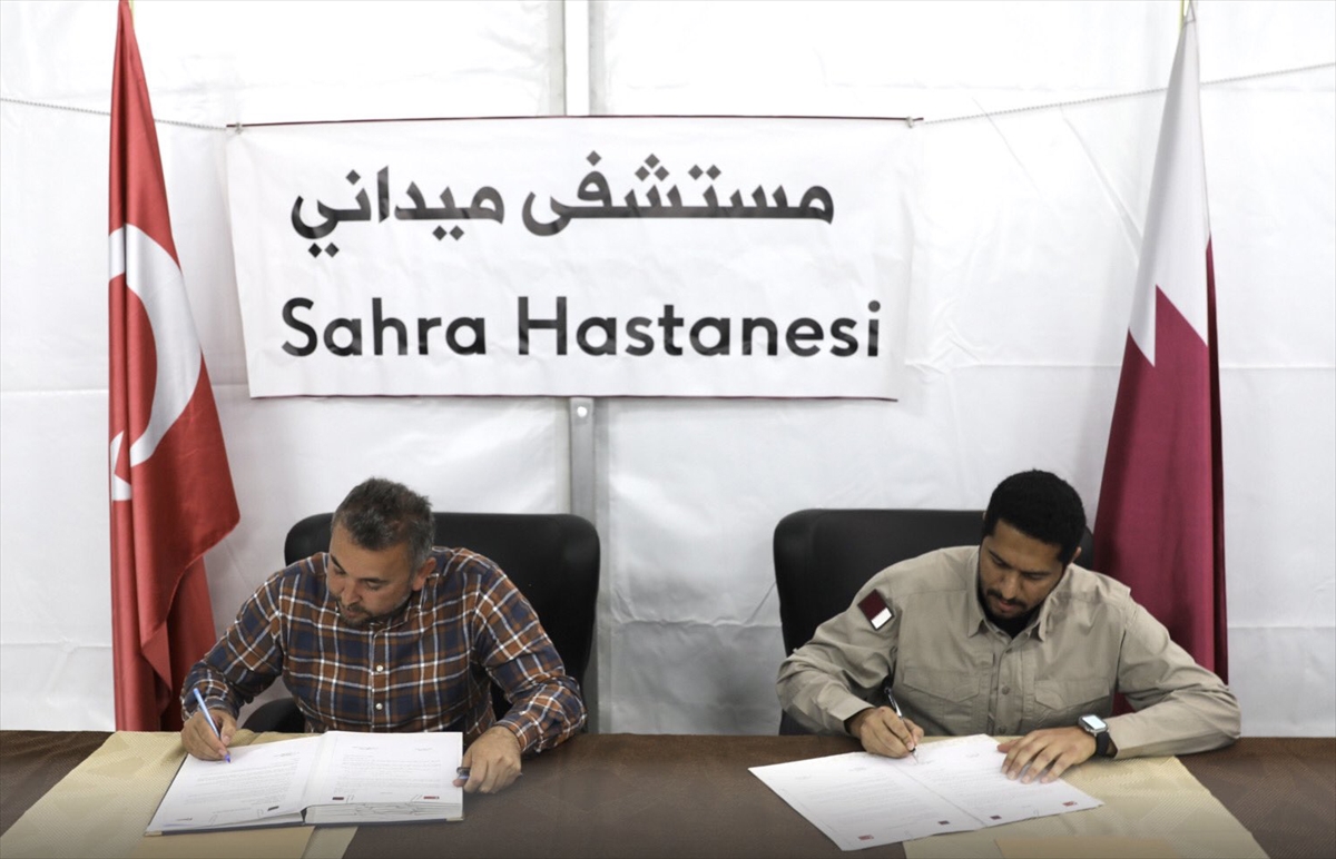 Katar, Hatay'da kurduğu sahra hastanesini Türk yetkililere teslim etti