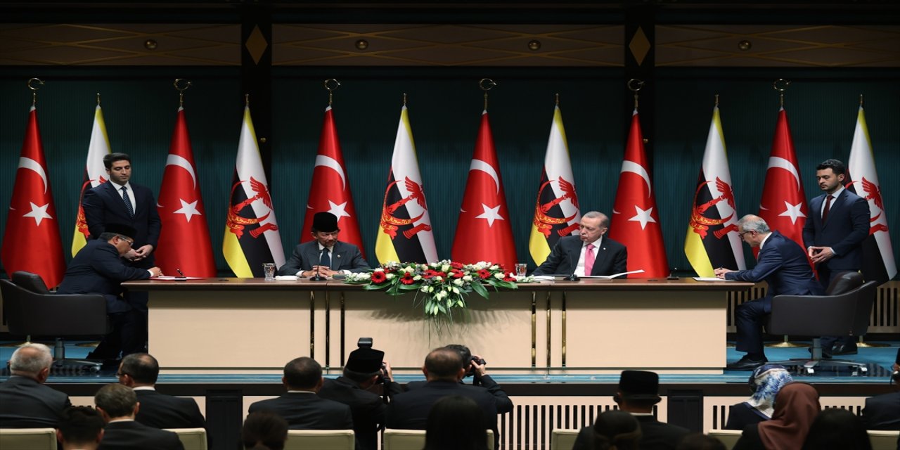 Türkiye ile Brunei Darusselam arasında 5 anlaşma imzalandı.