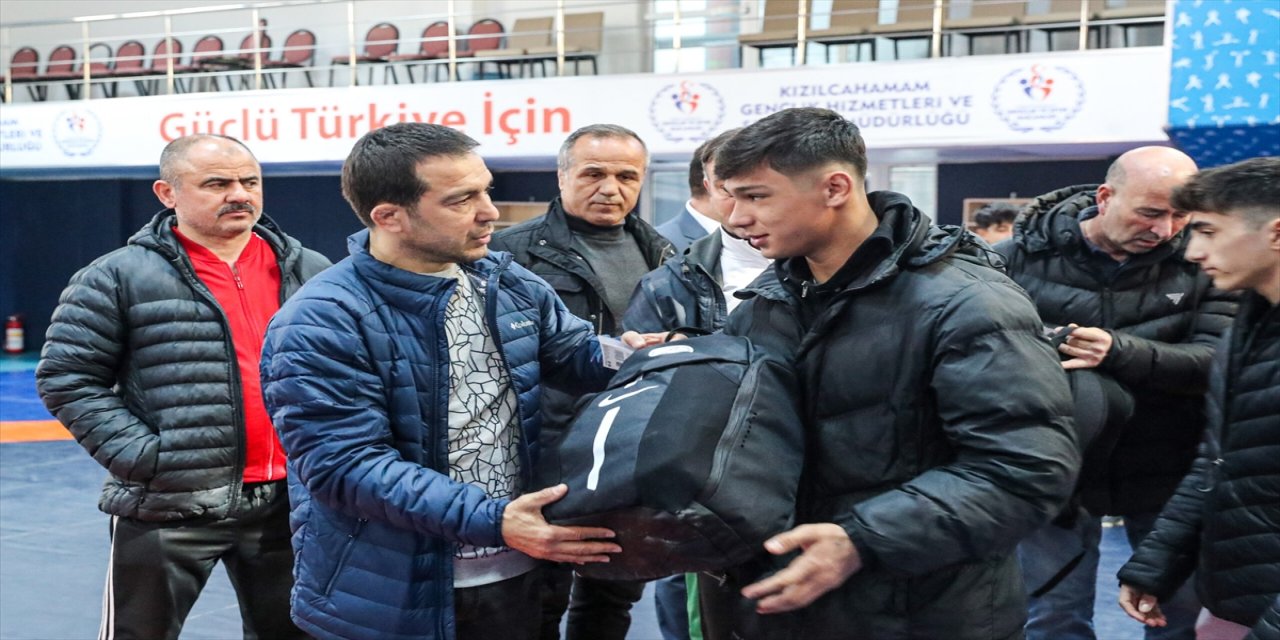 TGF Başkanı Şeref Eroğlu'ndan Kahramanmaraş TOHM sporcularına ziyaret