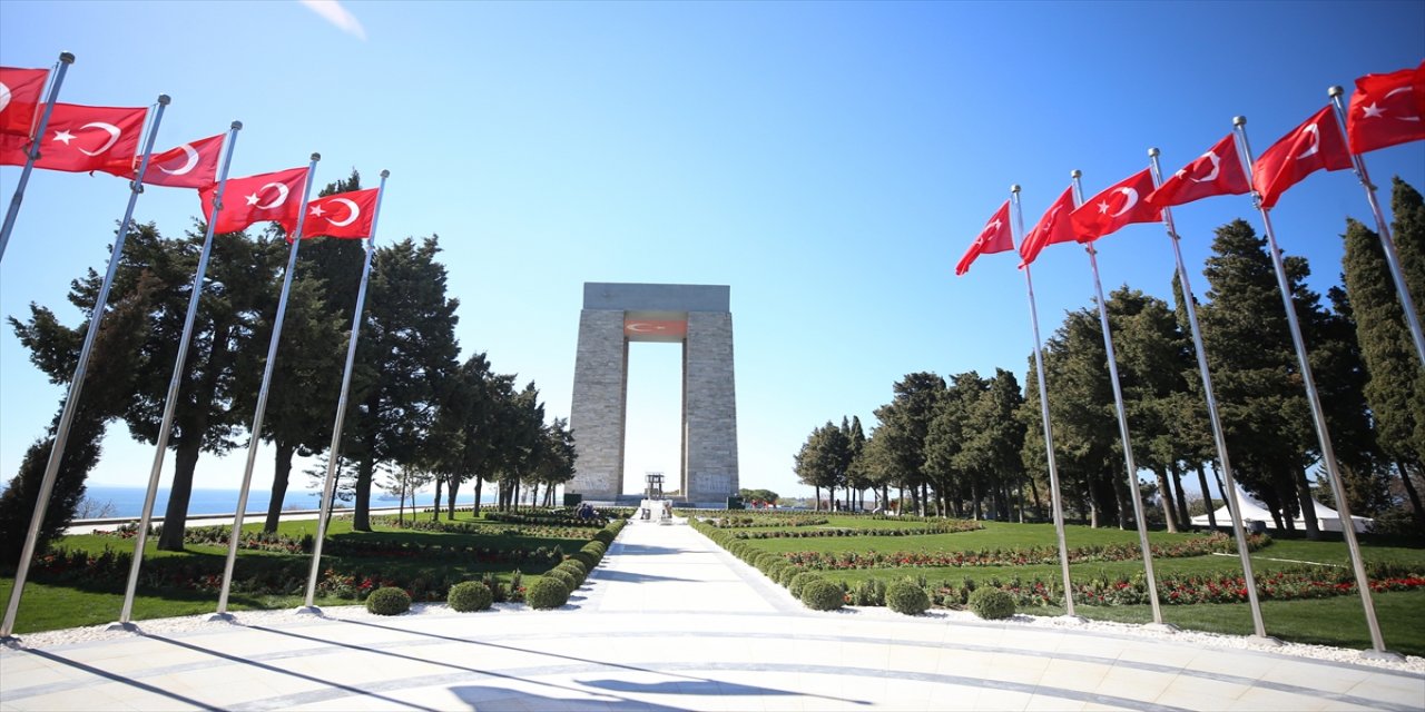 Gelibolu Yarımadası'ndaki tören hazırlıkları devam ediyor.