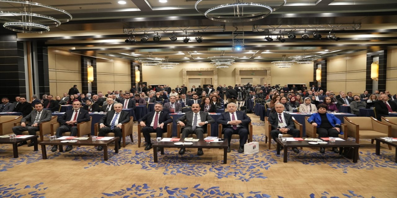 "Temiz Üretim ve Sürdürülebilir Atık Yönetimi Çalıştayı" başladı.