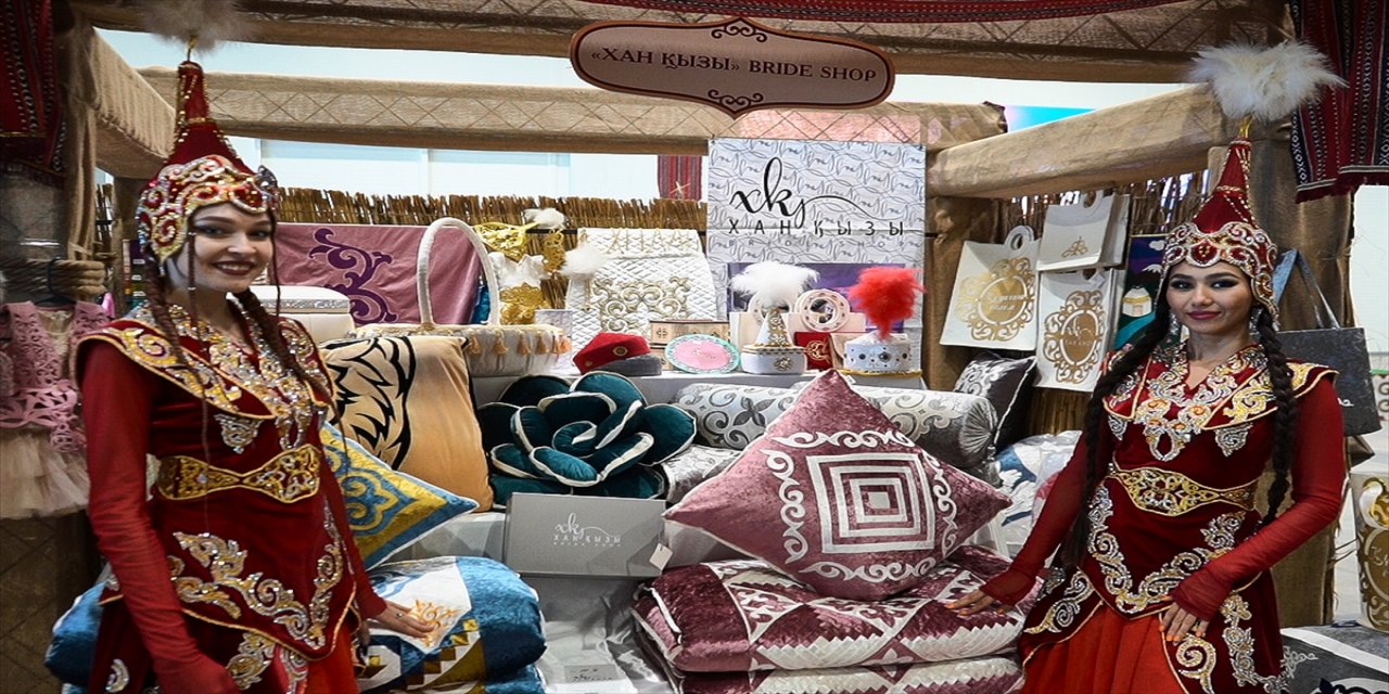 Kazakistan'da Nevruz Bayramı kutlanmaya devam ediyor.