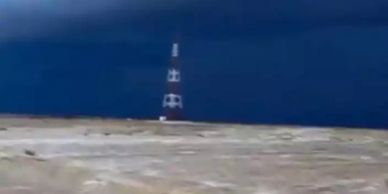 Thumrait çölü adeta denize döndü.