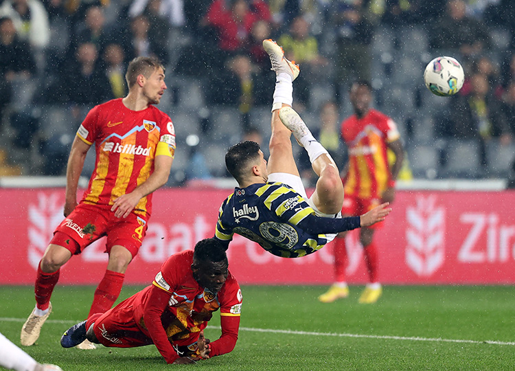 Fenerbahçe kupada yarı finale çıktı