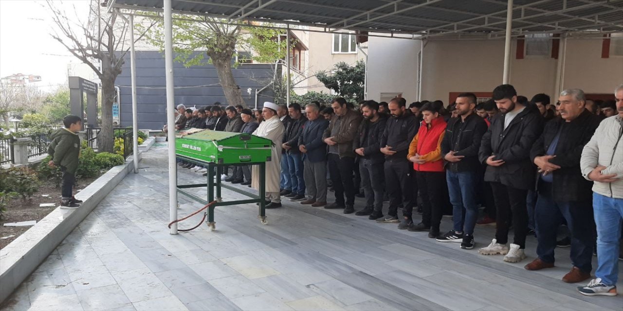 Balıkesir'de kahvehanede işlenen cinayetin şüphelisi baba oğul tutuklandı