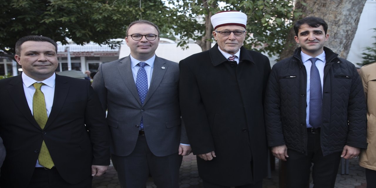 Gümülcine'de toplu iftar programı düzenlendi