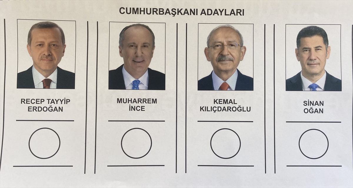 Cumhurbaşkanı Seçimi oy pusulası basılıyor