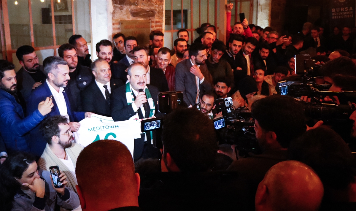 Dünya Türkiye'nin ürettiği insansız hava araçlarını konuşuyor