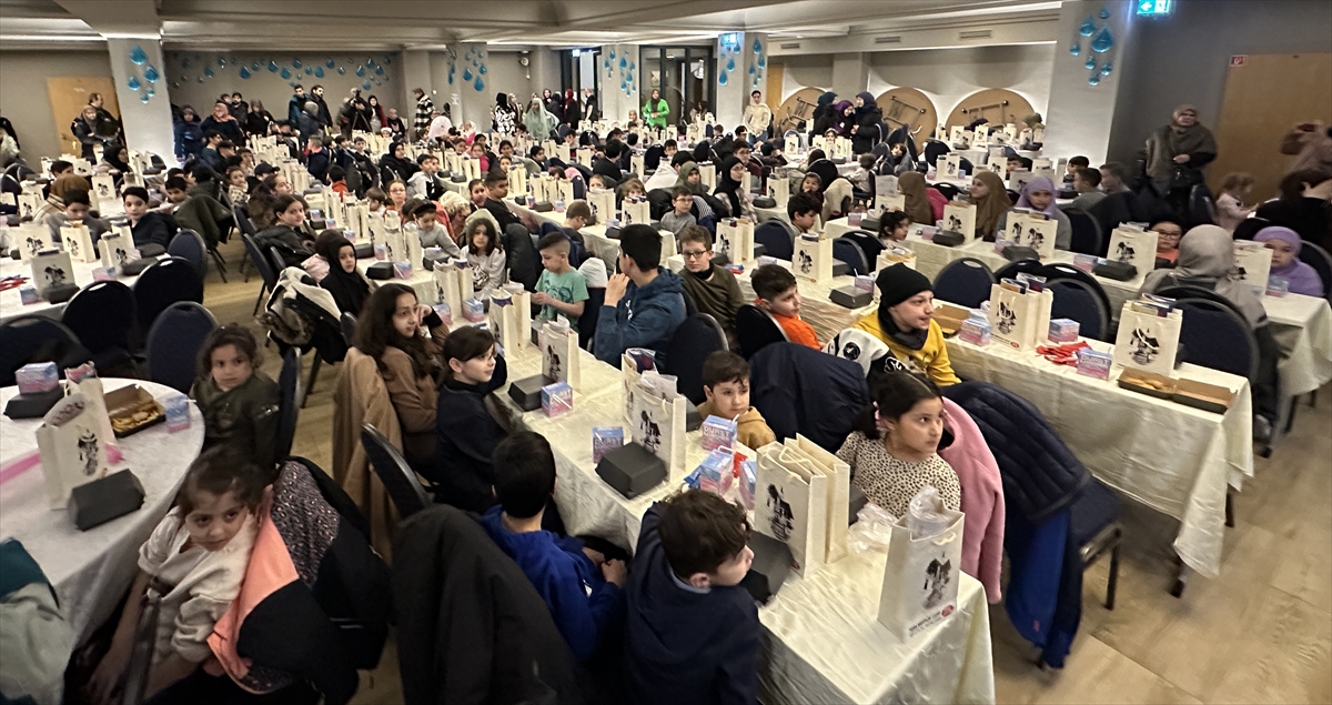 Berlin'de Şehitlik Camisi’nde çocuklara özel iftar programı düzenlendi