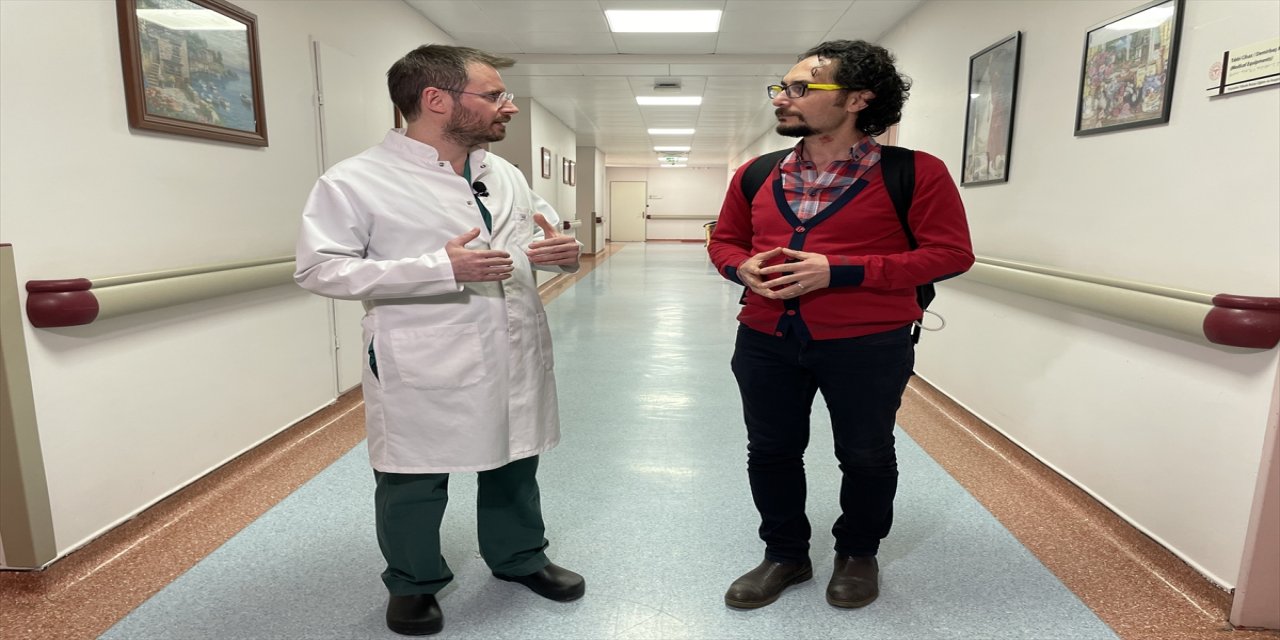 Oğlunun doğduğu gün yapay kalple hayata tutundu.