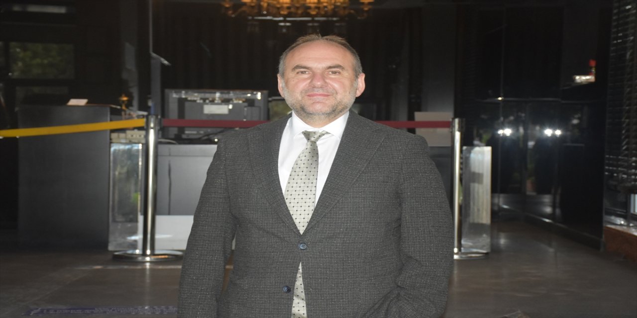 Turizm sektöründe ara tatille birleşen bayramla beklenti arttı.