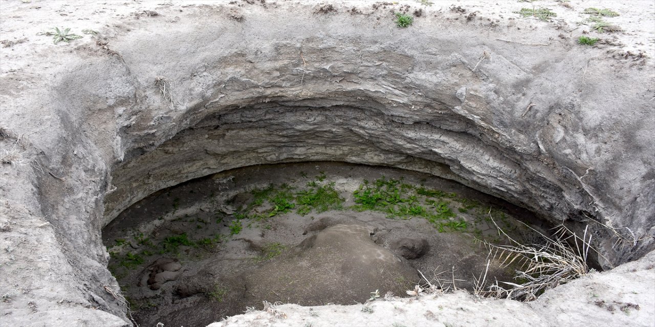 Su seviyesindeki düşüşler obrukların oluşum şeklini değiştiriyor.