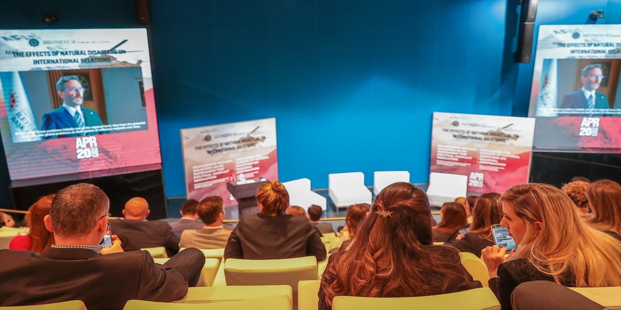 Cumhurbaşkanlığı İletişim Başkanlığı, Türkevi'nde doğal afetlerin uluslararası ilişkilere etkisini anlattı