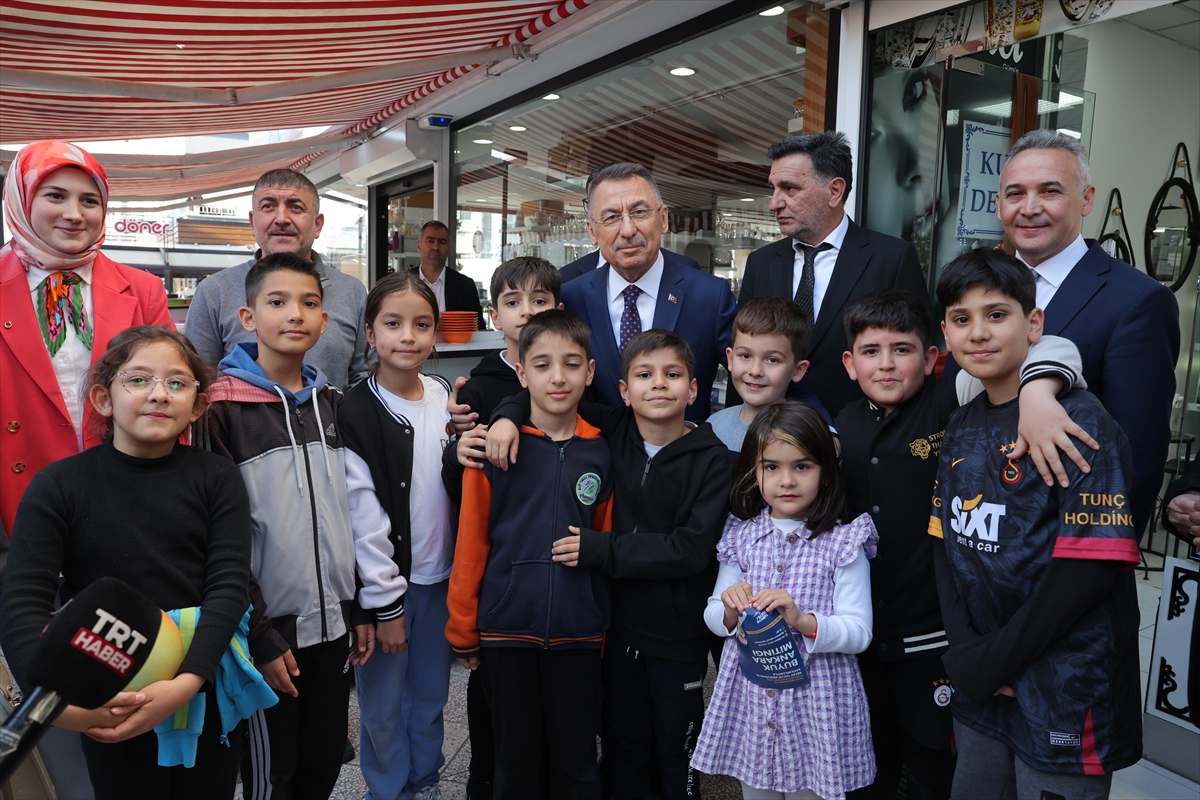 Cumhurbaşkanı Yardımcısı Oktay, Yozgat derneklerinin temsilcileriyle buluştu