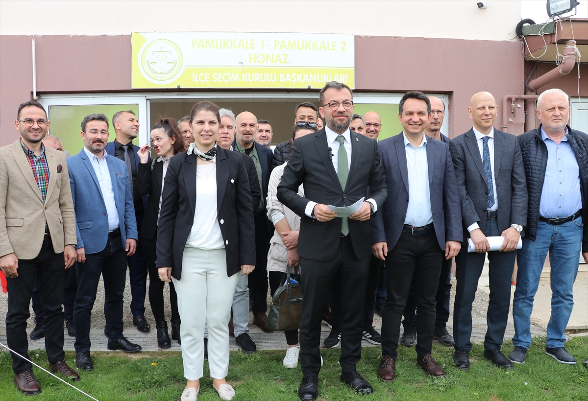 Denizli Pamukkale'de AK Parti, CHP'nin sandık görevlileri listesine itiraz etti