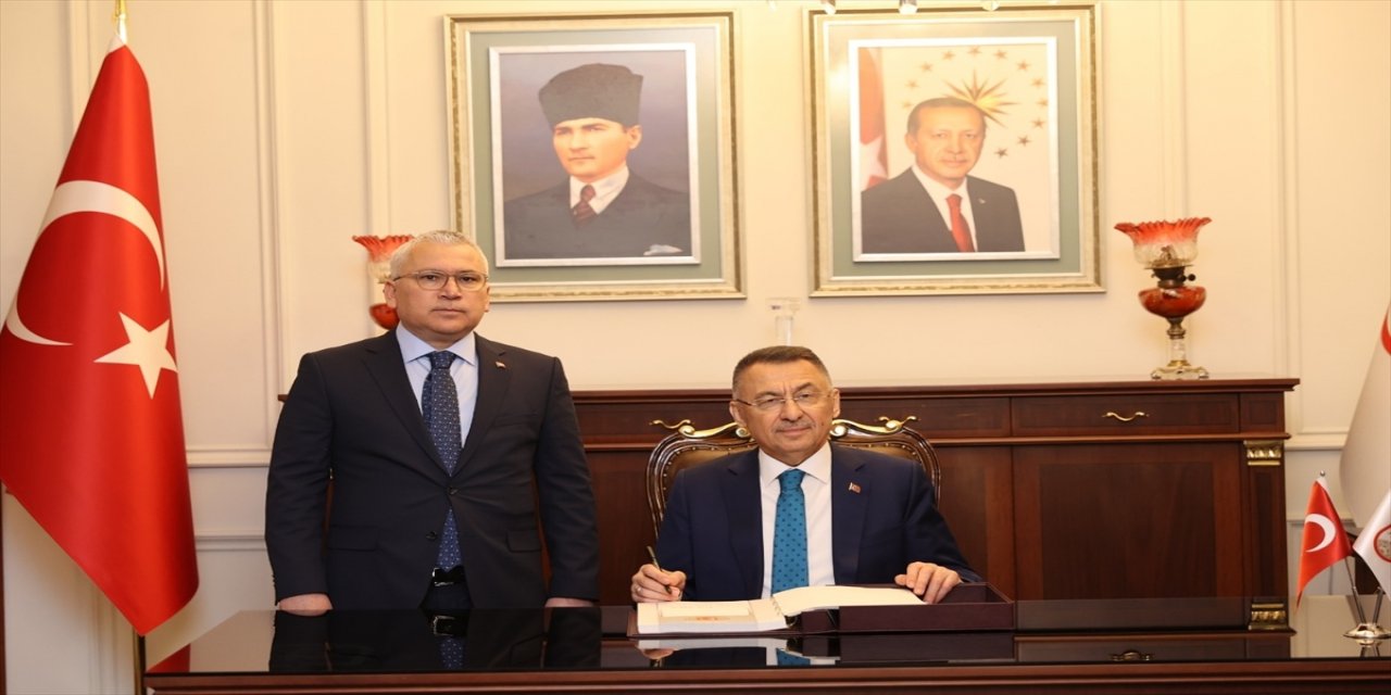 Cumhurbaşkanı Yardımcısı, Sivas Belediye Başkanı Hilmi Bilgin'i ziyaret etti.