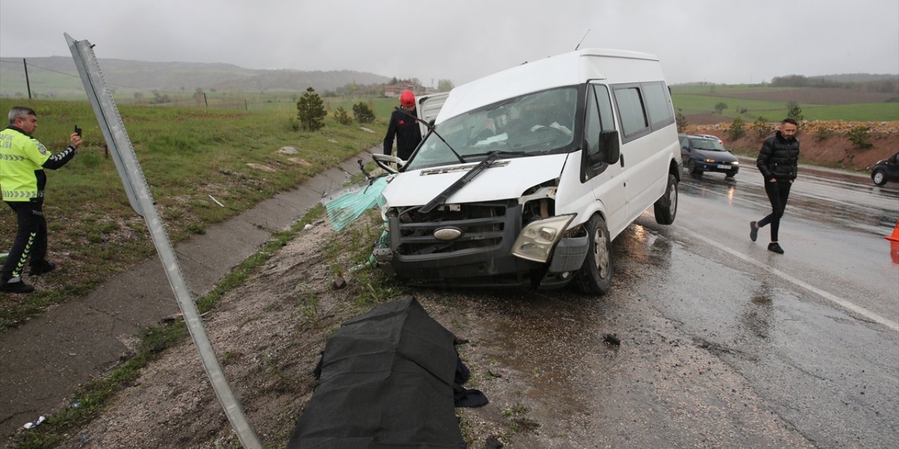 Muğla'da trafik kazasında 1 kişi öldü, 2 kişi yaralandı