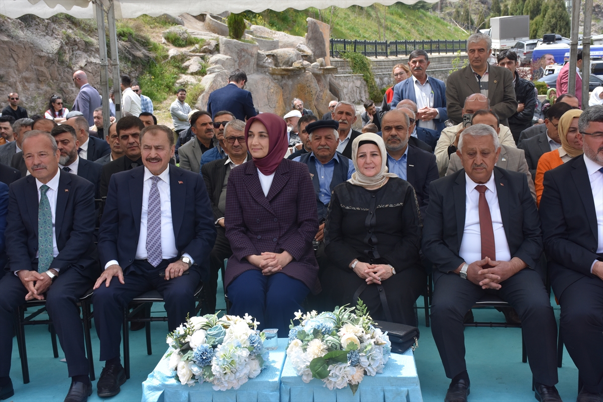 Afyonkarahisar'da "Teleferik" ile "AFRAY" projelerinin temeli atıldı